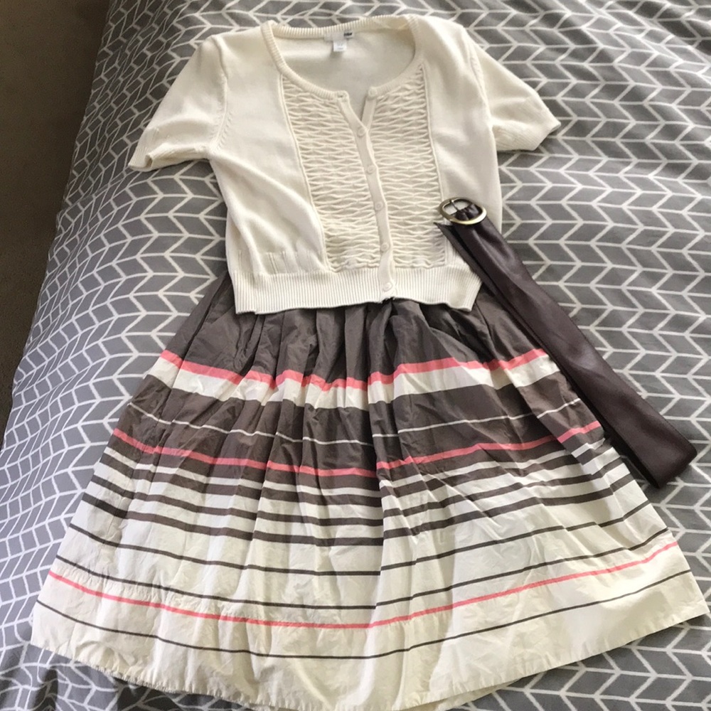 Skirt, sweater, belt